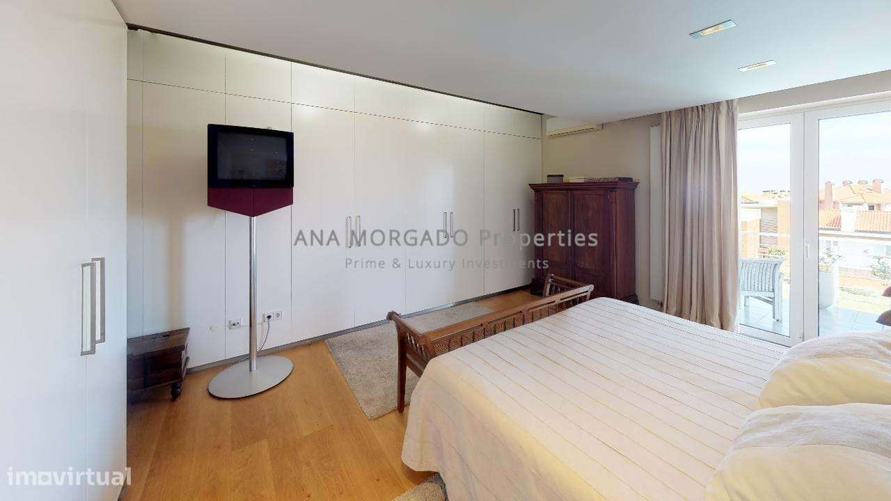 Exclusivo apartamento T4, agora T2 com Vista Mar, Terraço e Acabamento-17