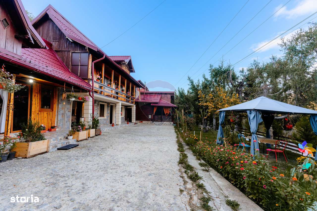 Vânzare pensiune renovată 2025 – 6 camere, Corbșori (Poenari) - Imagine principală: 5/20