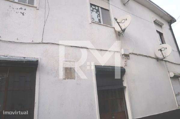 MORADIA T4 PARA REABILITAR | CAMPANHA, PORTO - Grande imagem: 5/11