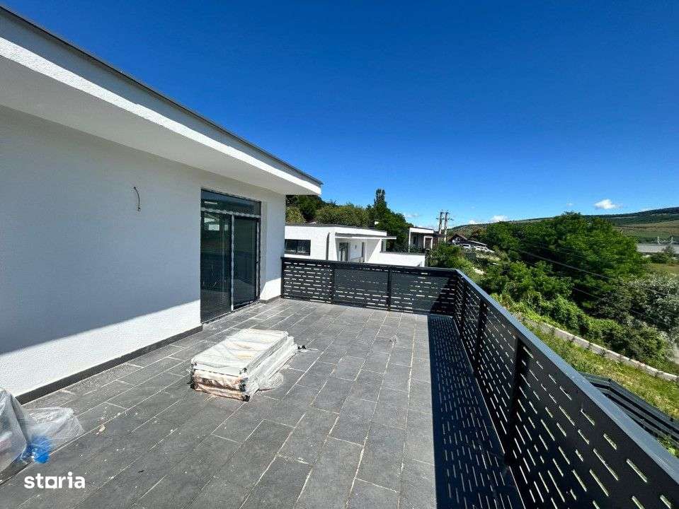 Casa tip Duplex Popesti Vale 4 camere 3 bai terasa si gradina 500mp - Imagine principală: 1/16
