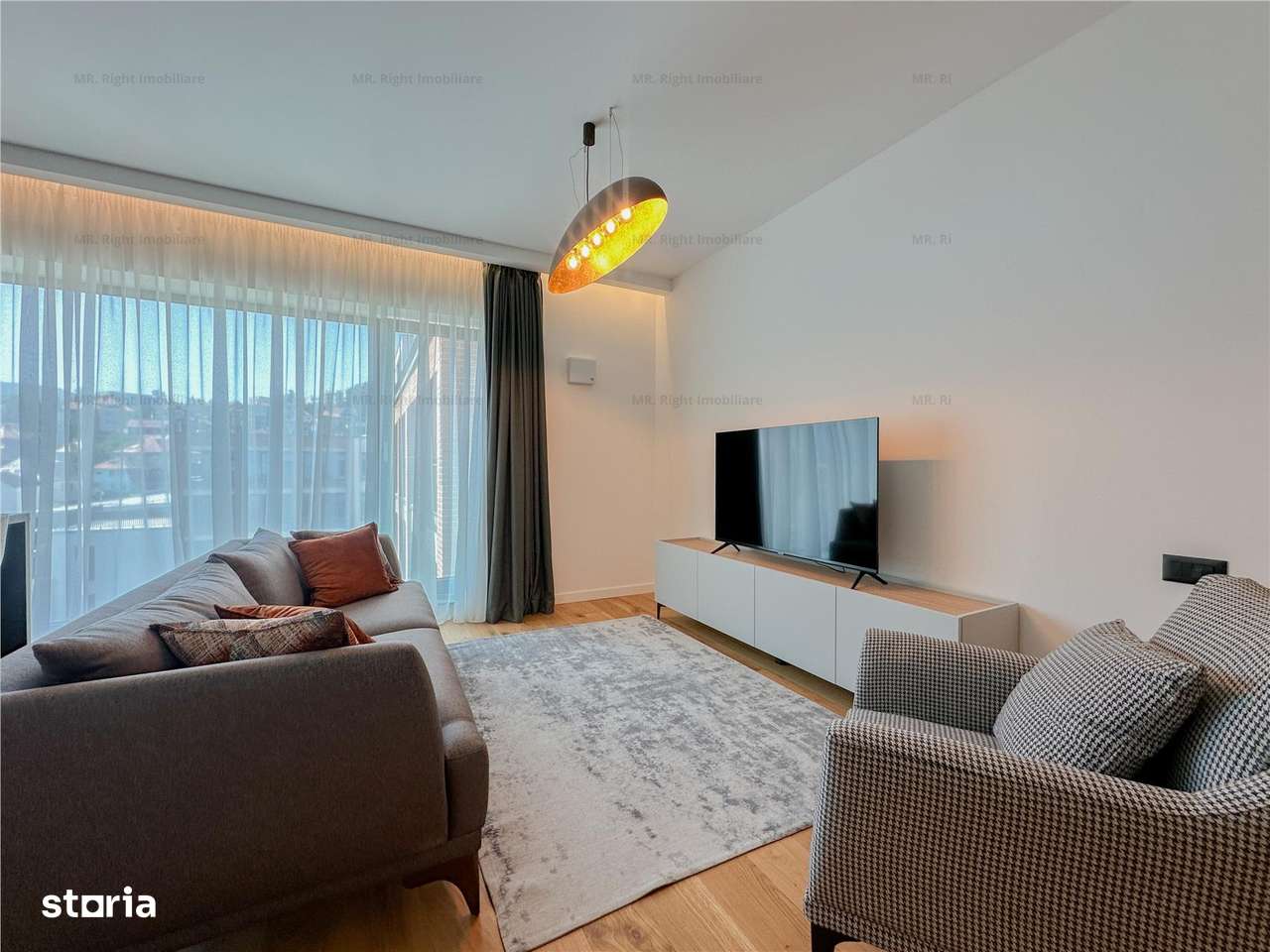 Studio | Gama Premium LUX | Utilitati incluse | Central - Imagine principală: 1/8