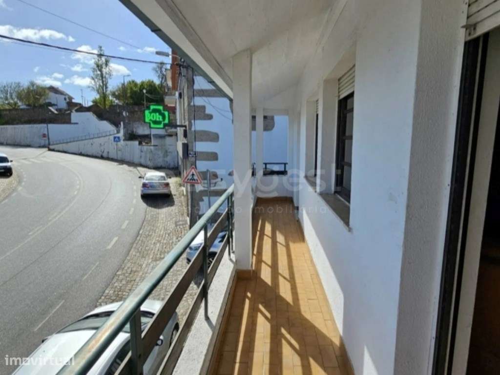 Moradia com Potencial Comercial e Habitacional em Salgueiro do Camp... - Grande imagem: 4/36