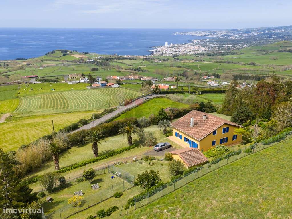 Refúgio Exclusivo com Vista Panorâmica Sobre o Atlântico - Costa Su...-55