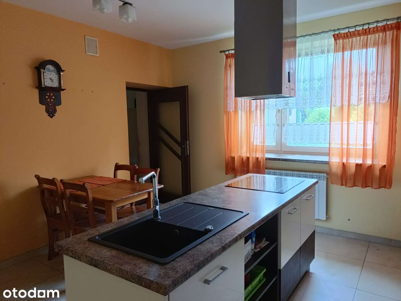 Dom, 290 m², Bidziny-1