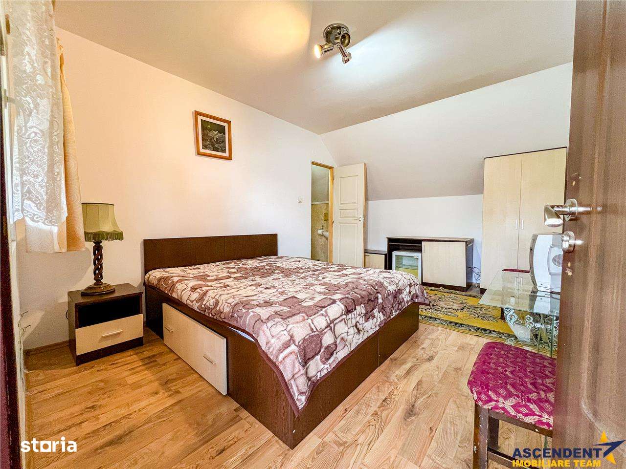 FILM! Locatie de Top,domeniu de 3.801 mp intravilan:rezidentialinvesti - Imagine principală: 4/20