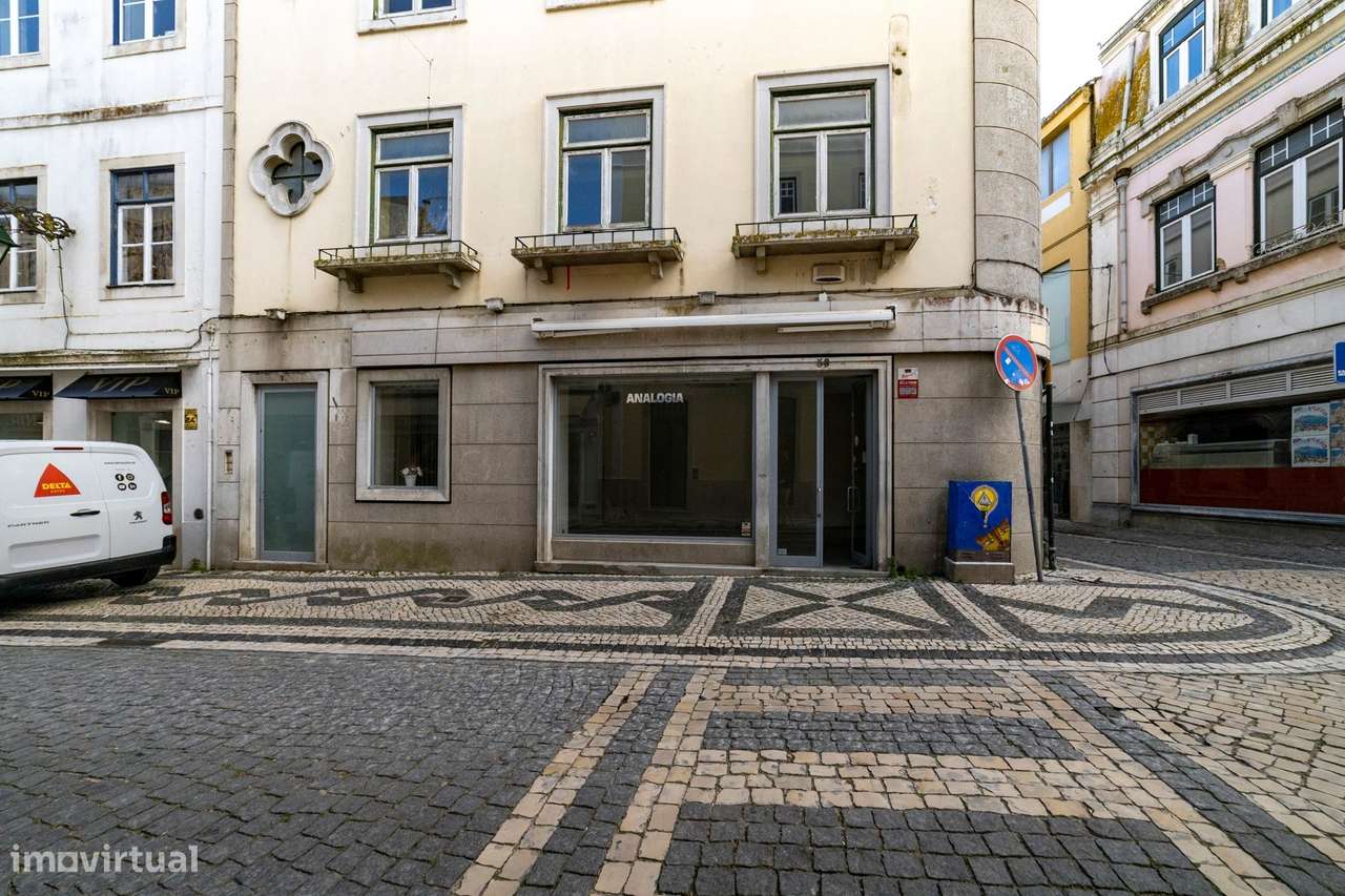 Prédio T3 Venda em Santarém (Marvila), Santa Iria da Ribeira de Santar - Grande imagem: 3/12