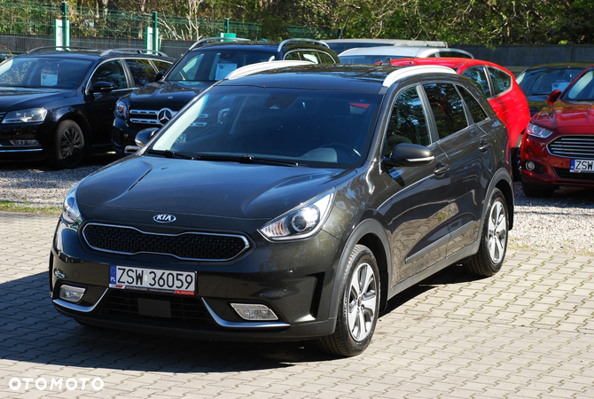 Kia Niro 1.6 GDI Hybrid Business Line - 16