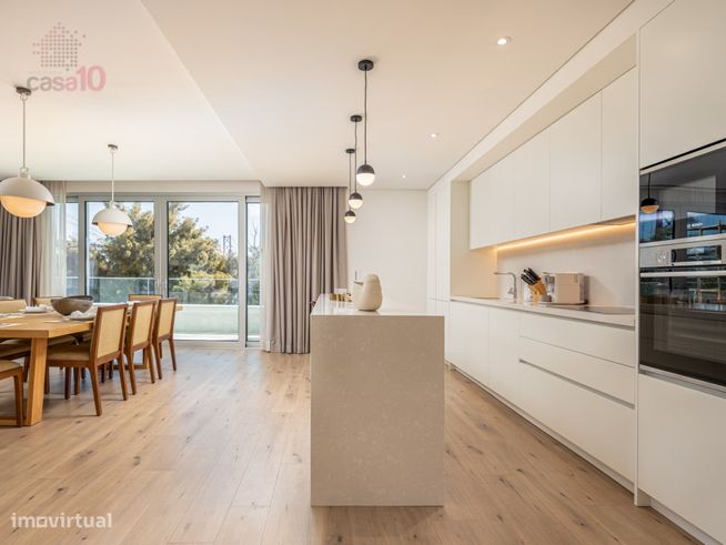 Vende-se ApartamentoT3 em Empreendimento de Luxo, Lisboa-2