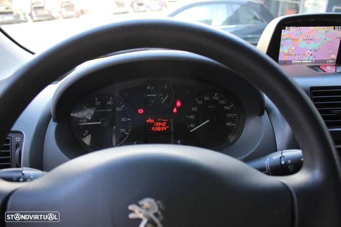 Peugeot Expert 2.0 HDi GPS IVA - 6