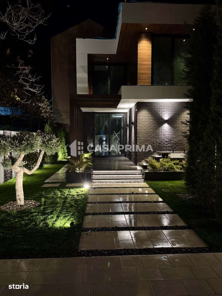 Uită de penthouse – alege o casa de lux în Copou ! - Imagine principală: 4/19