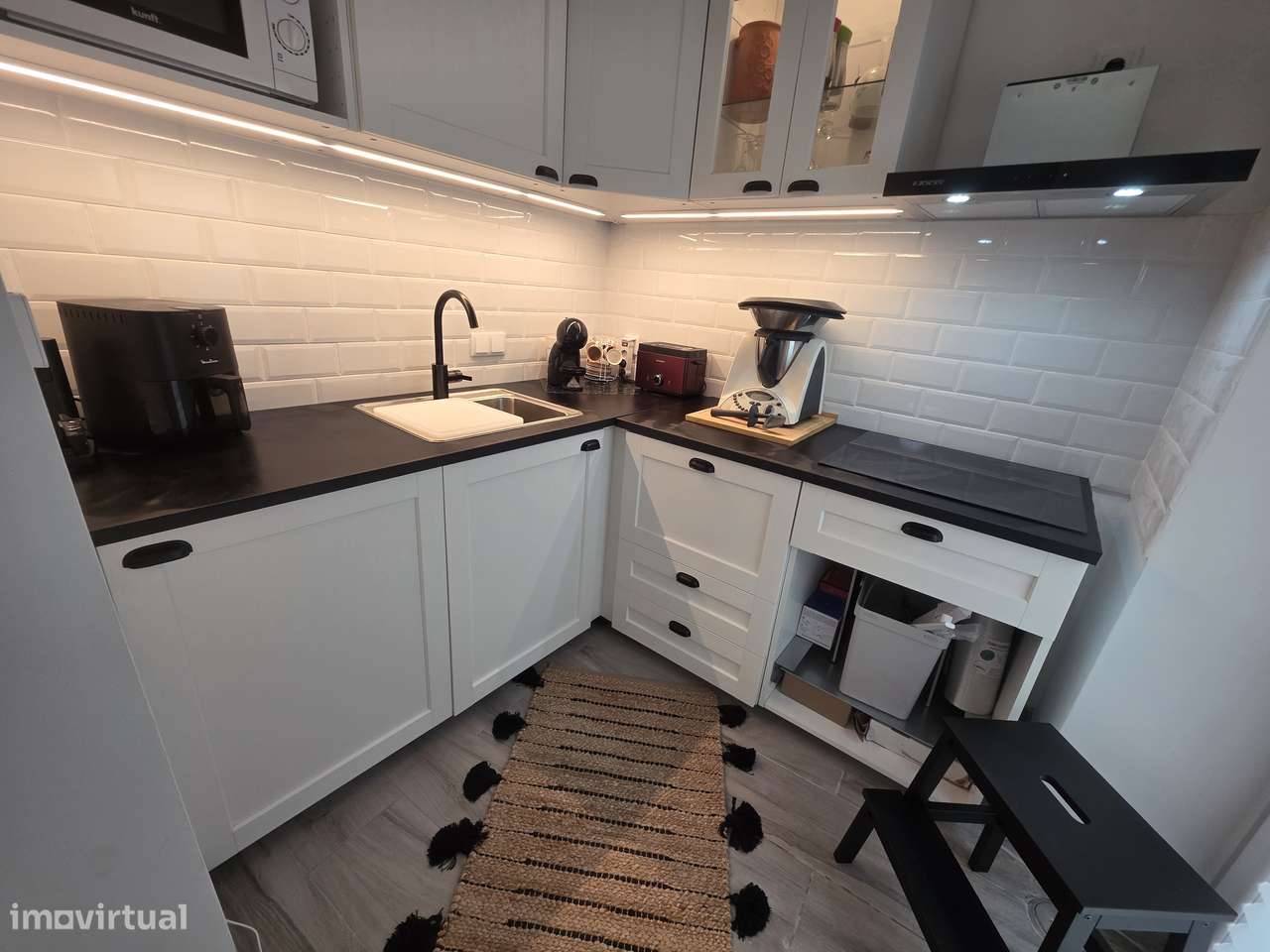 Moradia T1 + 1 com 2 terraços perto do Mar e Marina-29