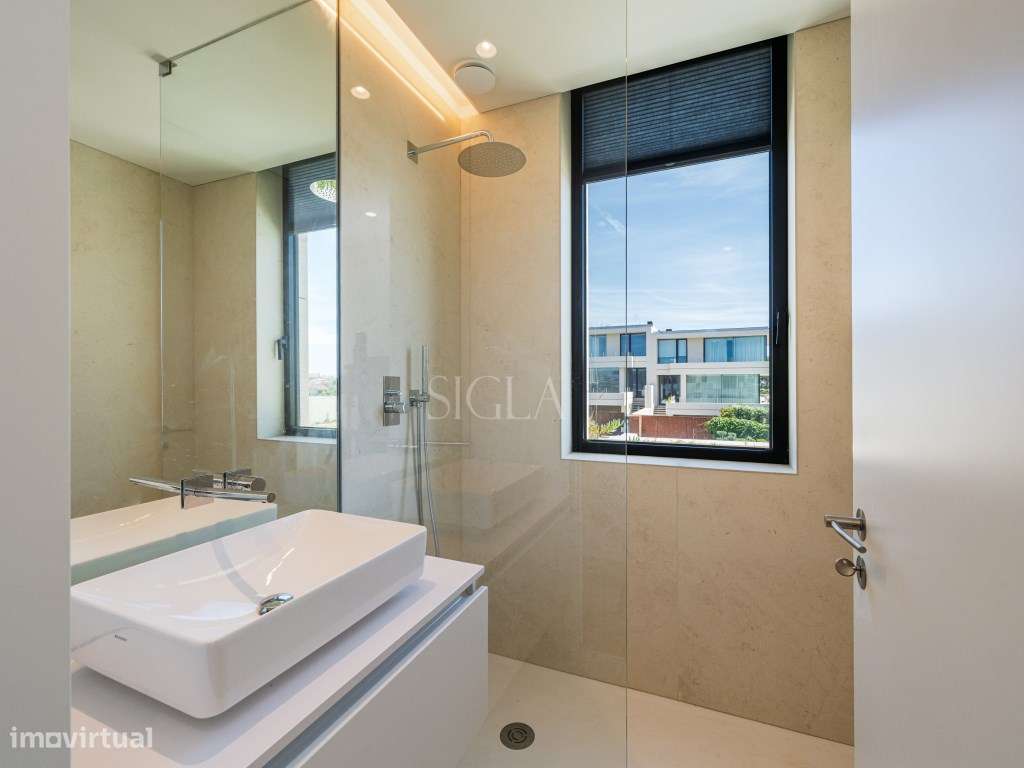 Moradia T3 com Vista Rio-34