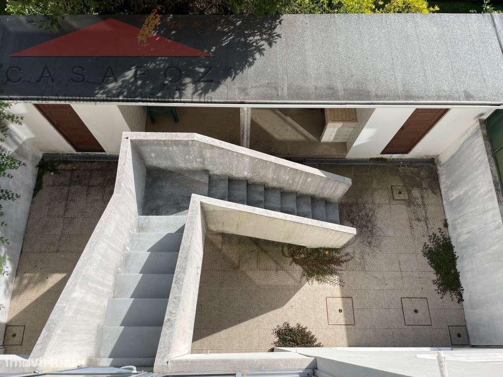 Venda Moradia T6 no Bairro dos Músicos-34