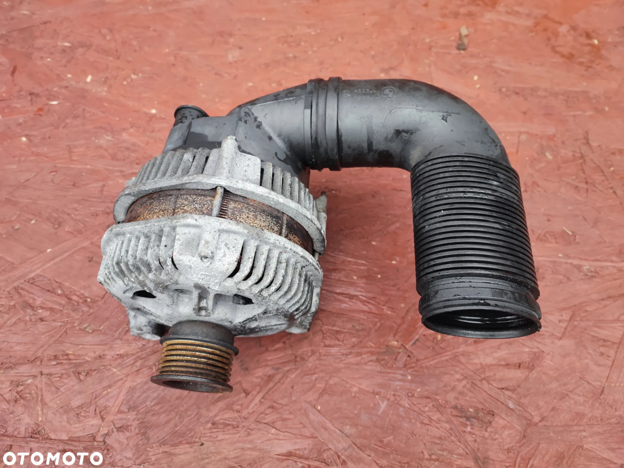 BMW E39 / E46 / E53 / Z3 ORYGINALNY ALTERNATOR / PRĄDNICA MARKI VALEO 120A DO SILNIKÓW GAMY M54 ( M54B22 / M54B25 / M54B30 ) ORAZ M52TU ( M52B20TU / M52B25TU / M52B28TU ) O NR. 7 501 599 / 7 501 690 OEM - 2