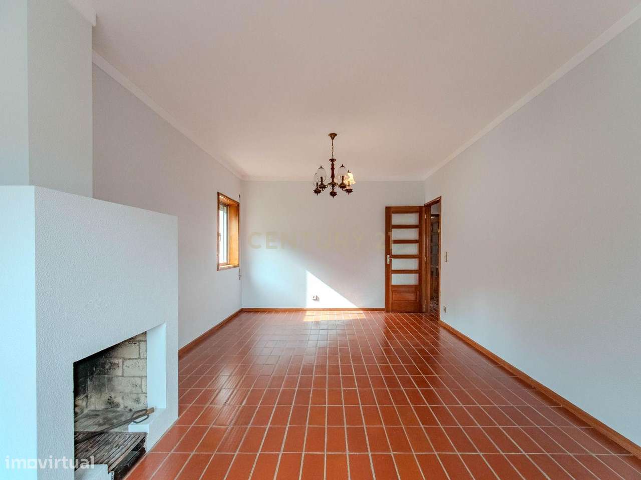 Apartamento T2 duplex com aproveitamento de sotão, varandas e Box fech - Grande imagem: 5/26