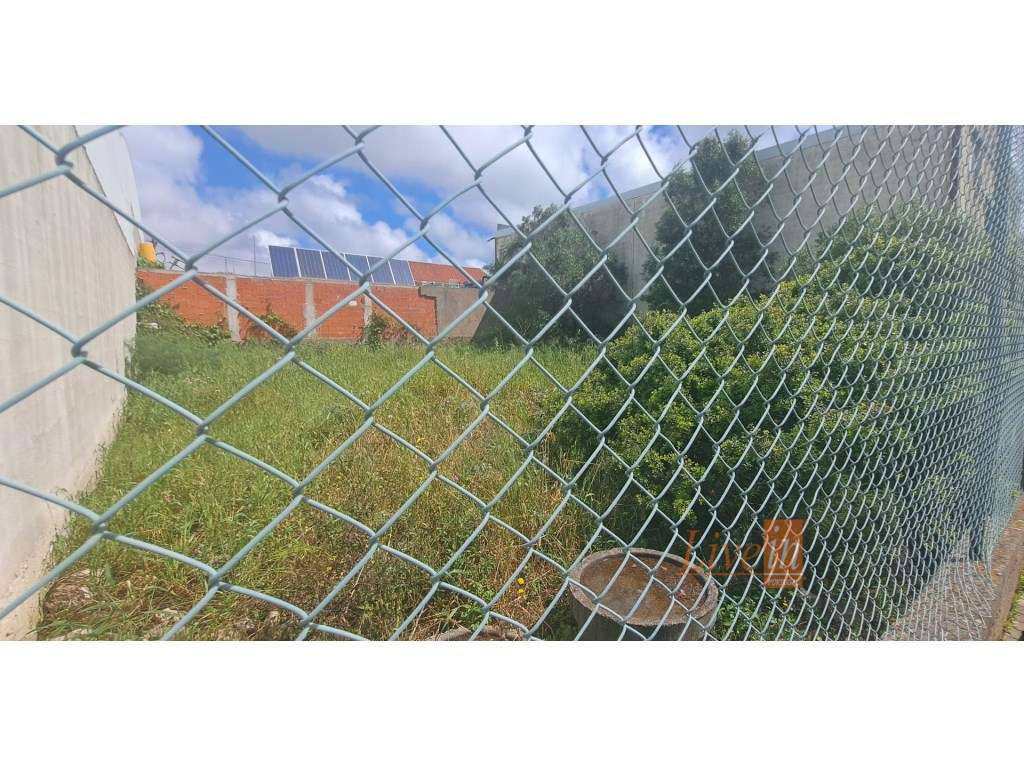 Terreno Urbano em Trajouce - Grande imagem: 2/3