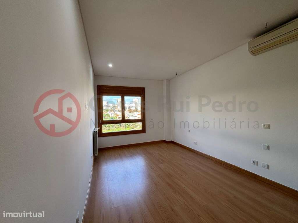 Excelente Apartamento T3, prédio com elevador, parqueamento e arrec...-18