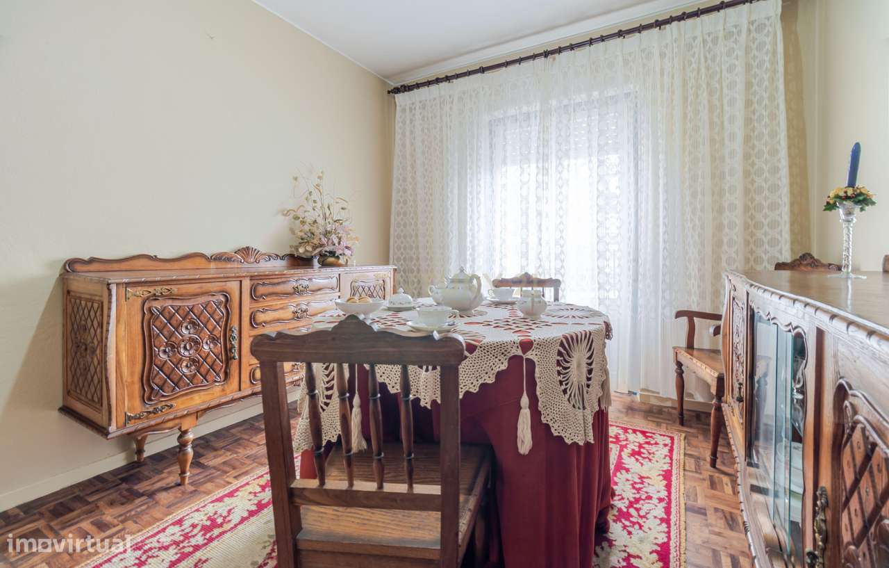 Apartamento T3 em Setúbal  e Boa Exposição Solar-17