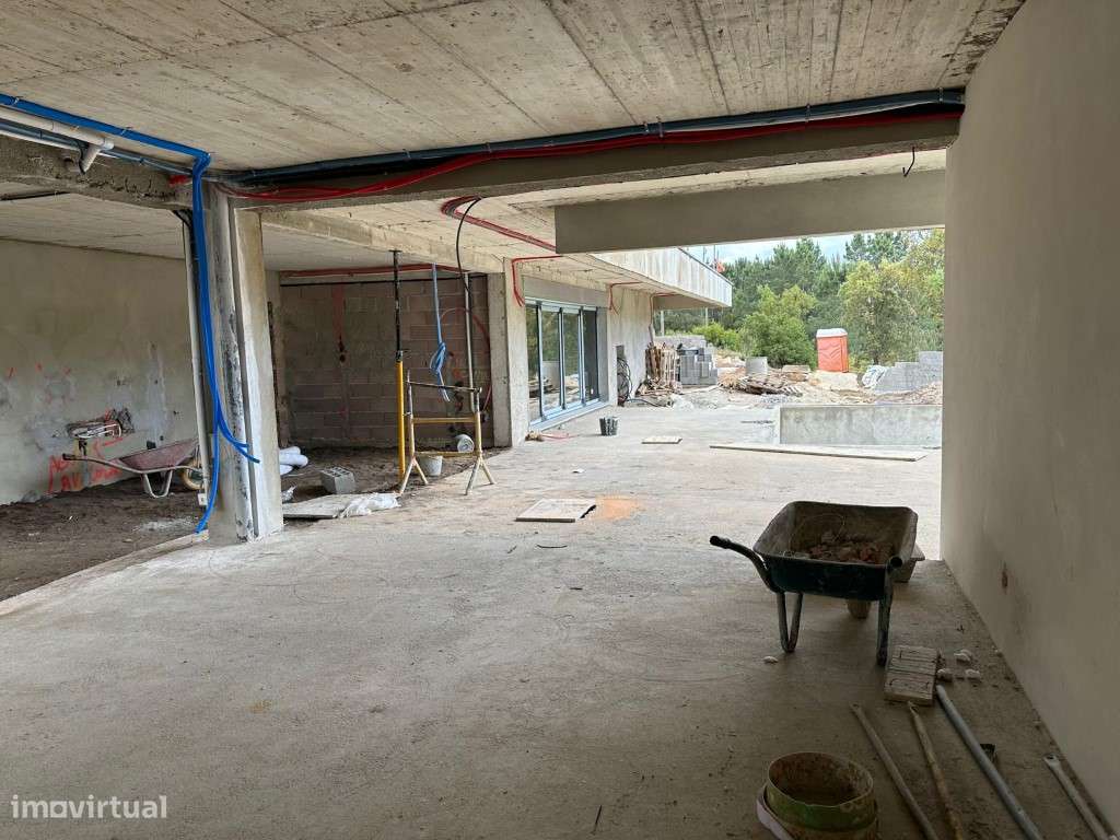 Moradia T5 de Luxo | Vila Alegre, Fernão Ferro-38