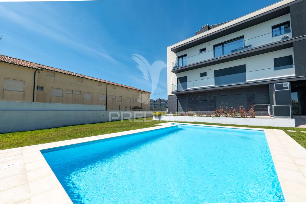 APARTAMENTO T3 DUPLEX COM PISCINA - VISTA MAR (APÚLIA) - Grande imagem: 2/39