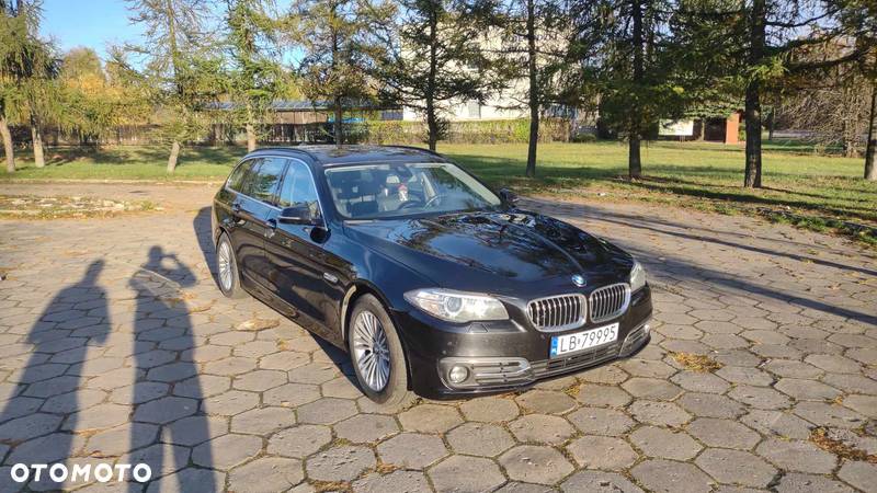 BMW Seria 5 520d Luxury Line - 11