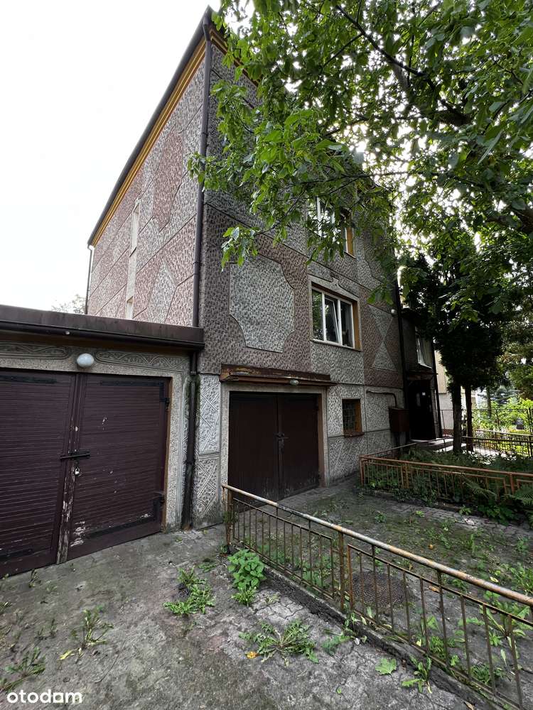 Dom wolnostojący 150 m2 | 2 kondygnacje | 2 garażę | os. Dziesięciny | - Pełny obrazek: 1/10