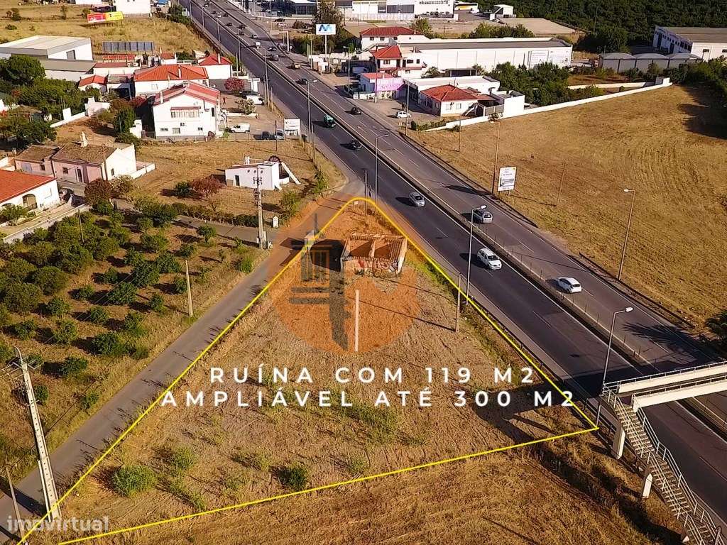 Terreno com uma ruina e viabilidade de construção de uma moradia co... - Grande imagem: 5/14