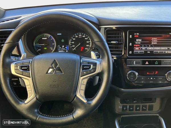 Mitsubishi Outlander 2.4 PHEV Instyle - 11