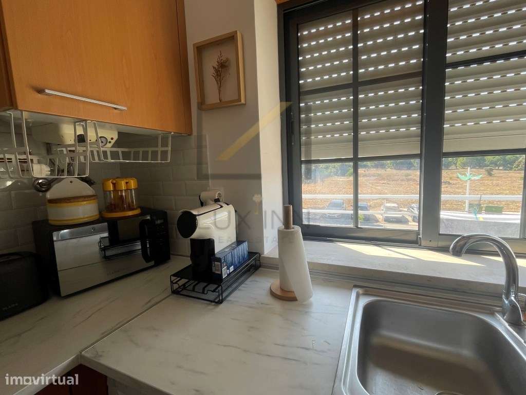 Apartamento T0, Mobilado e Equipado, Urb. Palmela VIllage situado n...-23