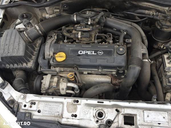 Dezmembrez Opel Corsa C 1.7 dti - 8
