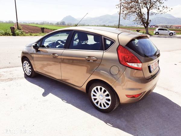 Ford Fiesta 1.4 TDCi Champions Edition - 4