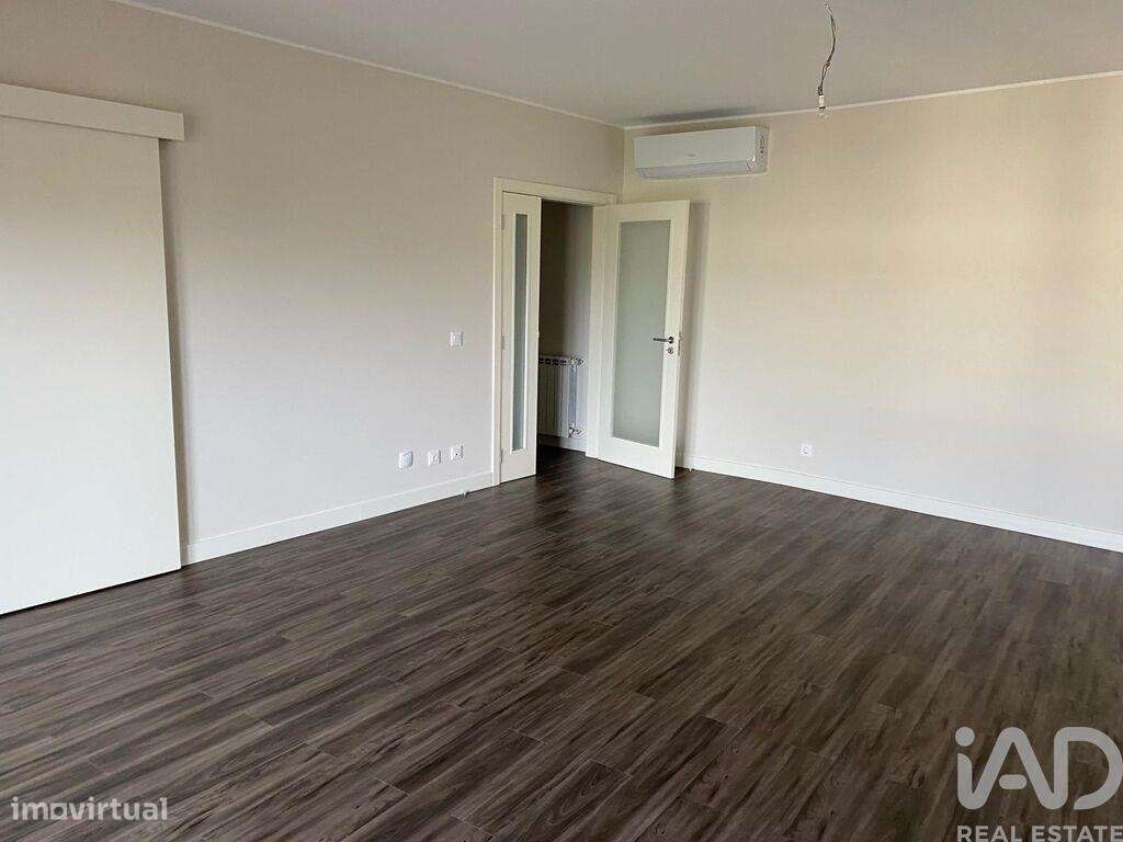 Apartamento T3 em Palmela de 134,00 m2 - Grande imagem: 4/14