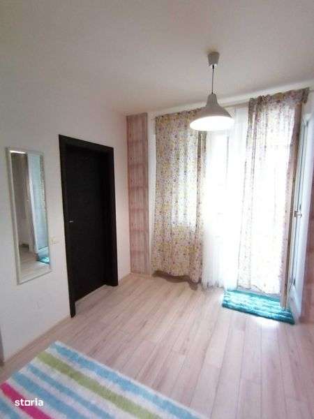 Garsoniera de inchiriat - Imagine principală: 4/8