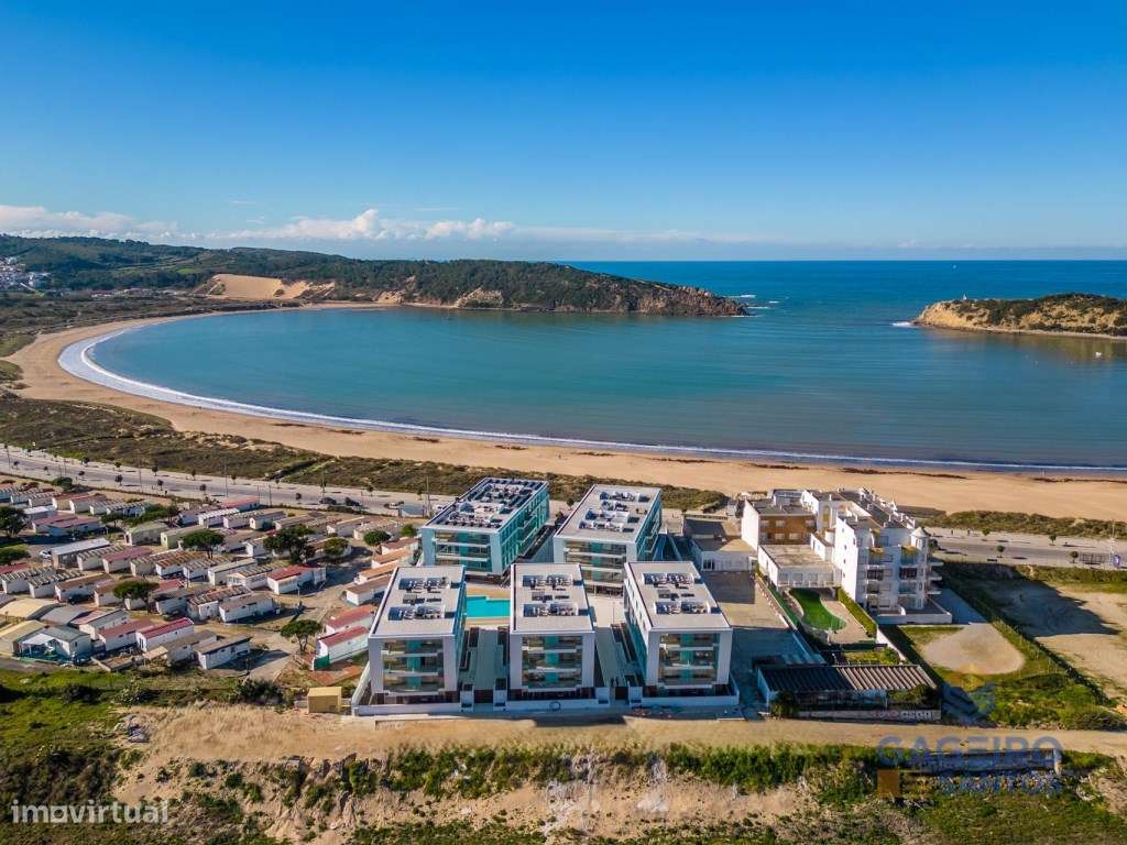 Apartamento T2 na Primeira Linha de Mar - Avenida Marginal, São Mar...-46