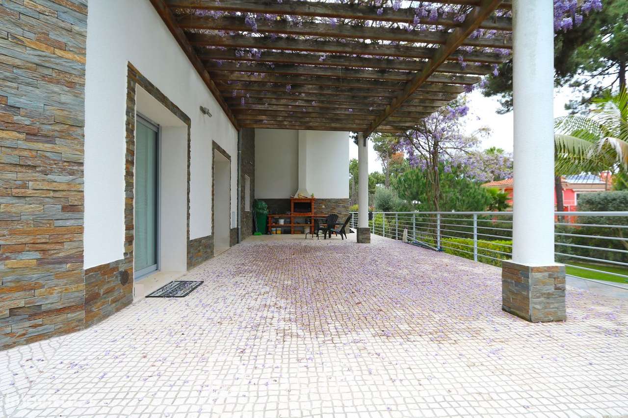 Deslumbrante moradia para arrendar na Herdade da Aroeira - Grande imagem: 4/60