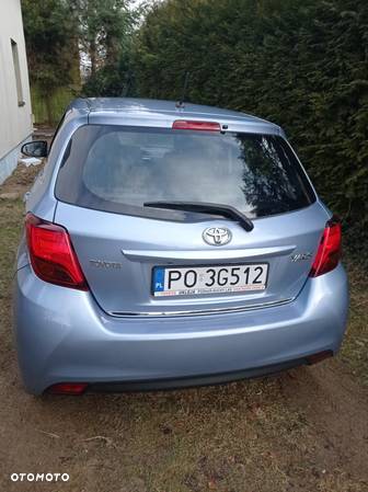 Toyota Yaris 1.33 Premium - 6