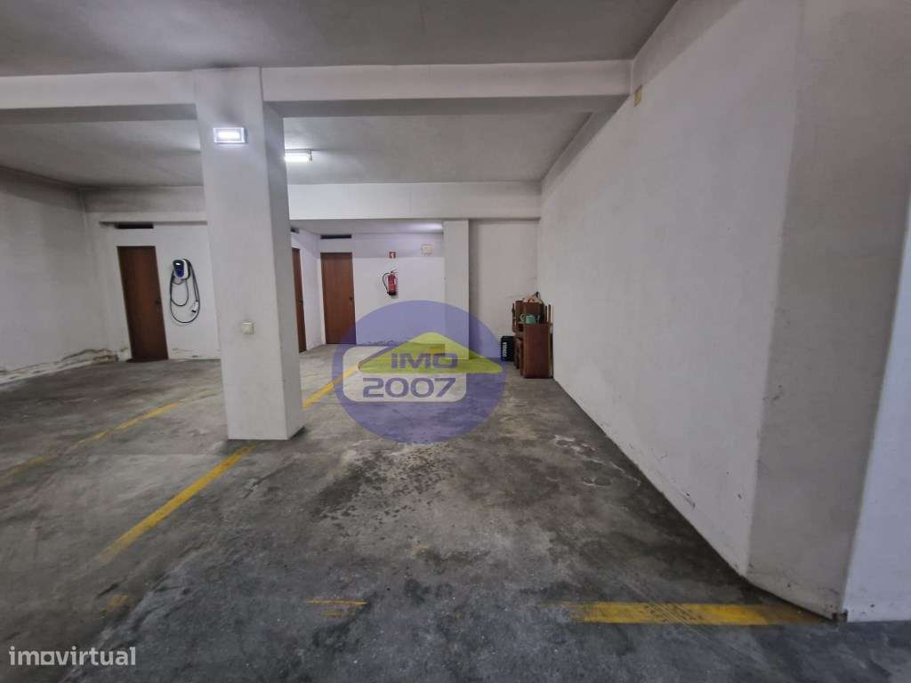 Apartamento T2 em Paços de Brandão-21