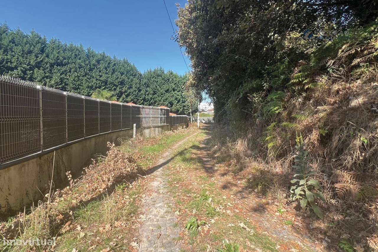 Terreno Agrícola 10.400 m² – Rebordosa, Paredes-0