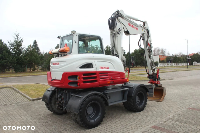 Takeuchi TB 295W ROTOTILT SZCZYPCE ZADBANA - 4