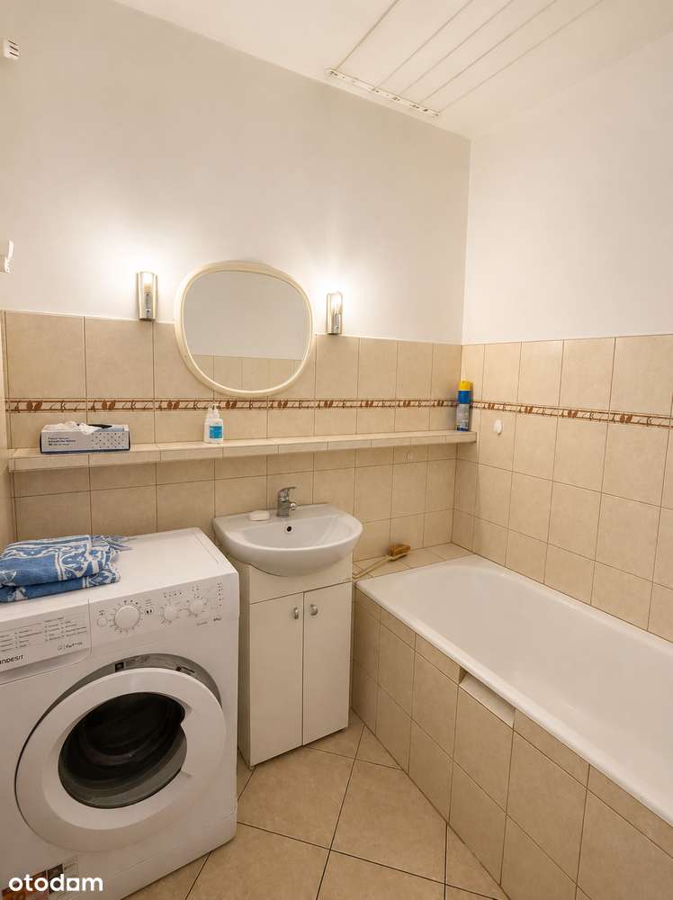 3 pokoje, balkon, piwnica, funkcjonalny układ, blisko centrum i UMP-12