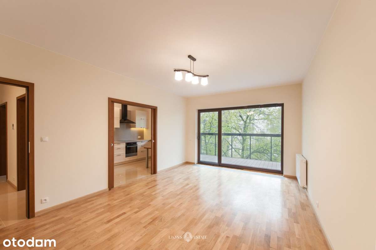 Luxury Apartment Next to Metro Wierzbno