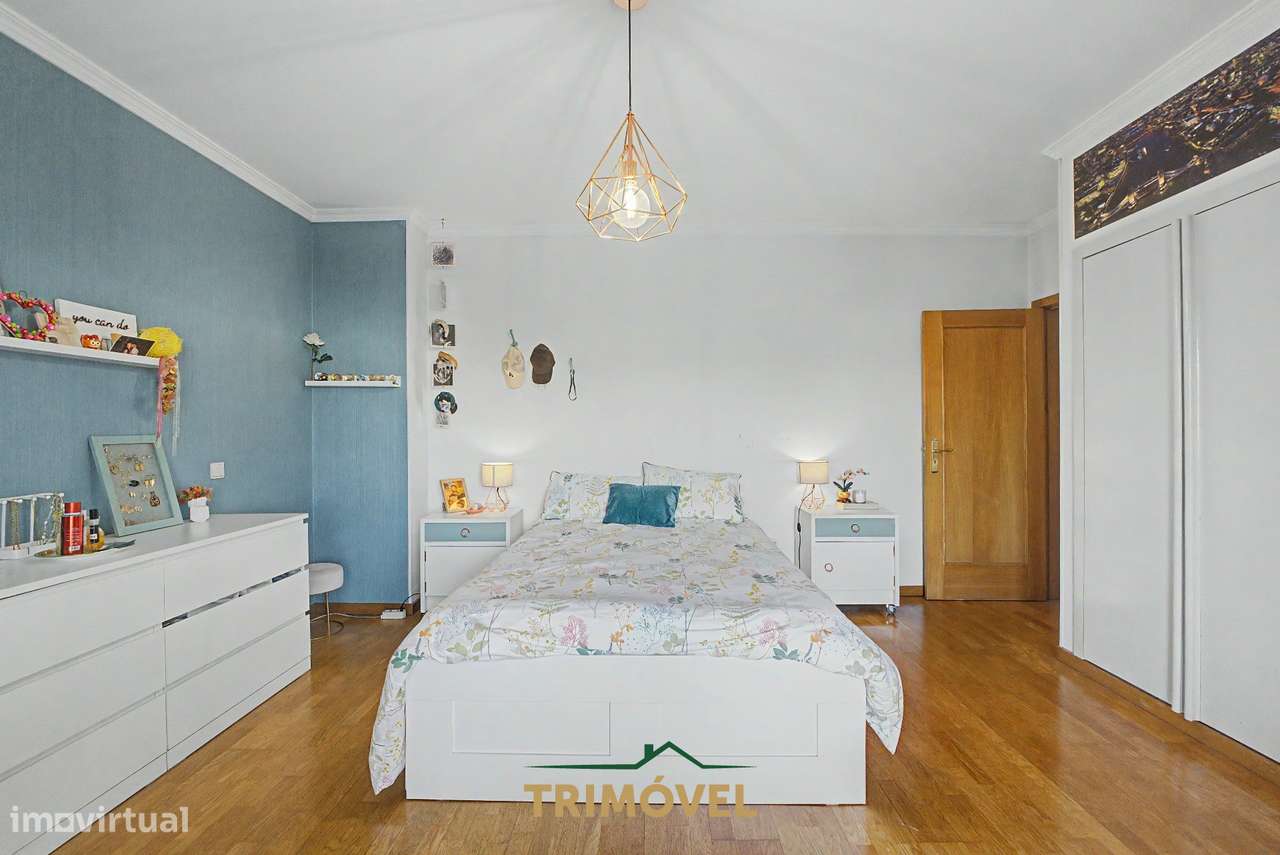 Apartamento T3 com Terraço, São João da Madeira-20