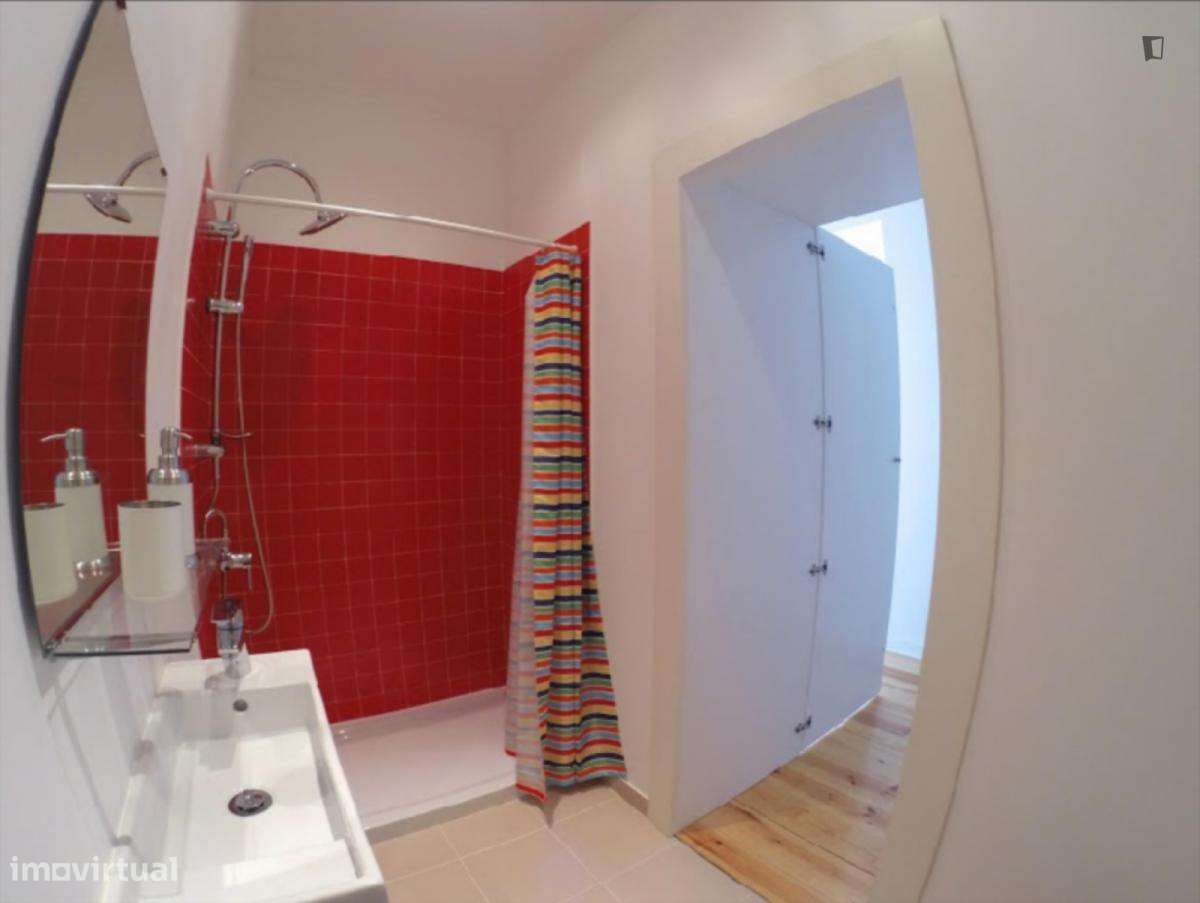 Apartamento com 2 quartos - localizado em Arroios Lisbon - Grande imagem: 4/8
