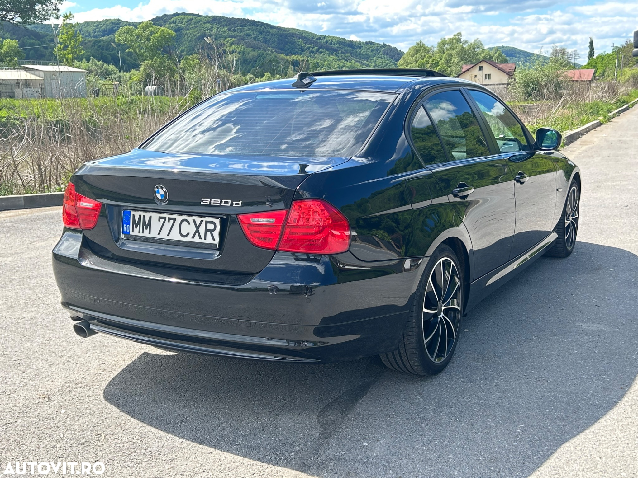 BMW Seria 3 320d - 5