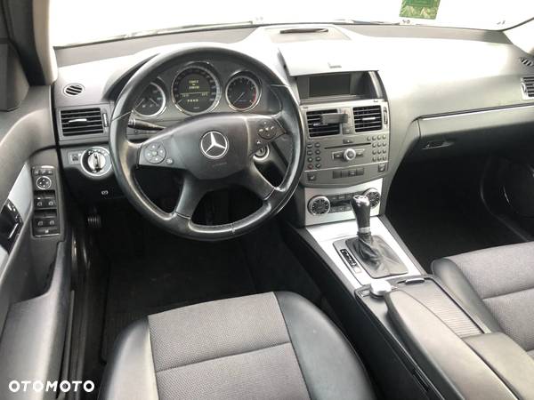 Mercedes-Benz Klasa C 180 T Kompressor Automatik BlueEFFICIENCY Avantgarde - 6