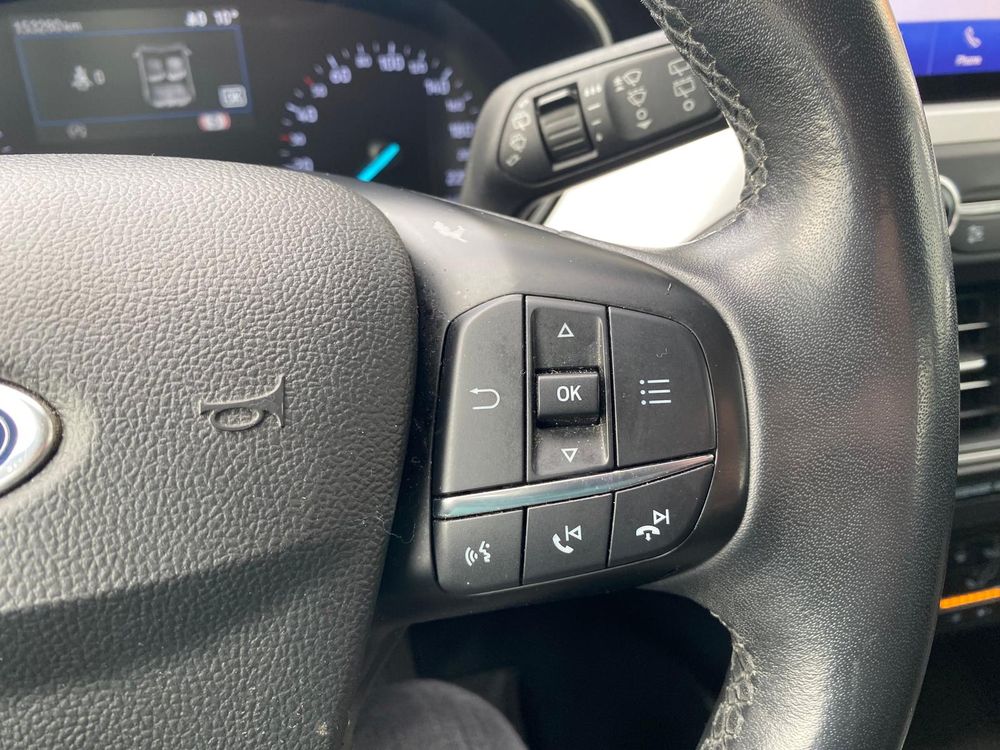 Ford Focus - foto 27