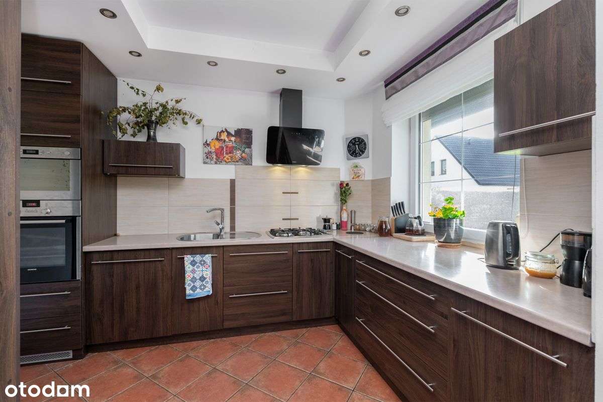 Dom wolnostojący na działce 1400m pośród zieleni-4