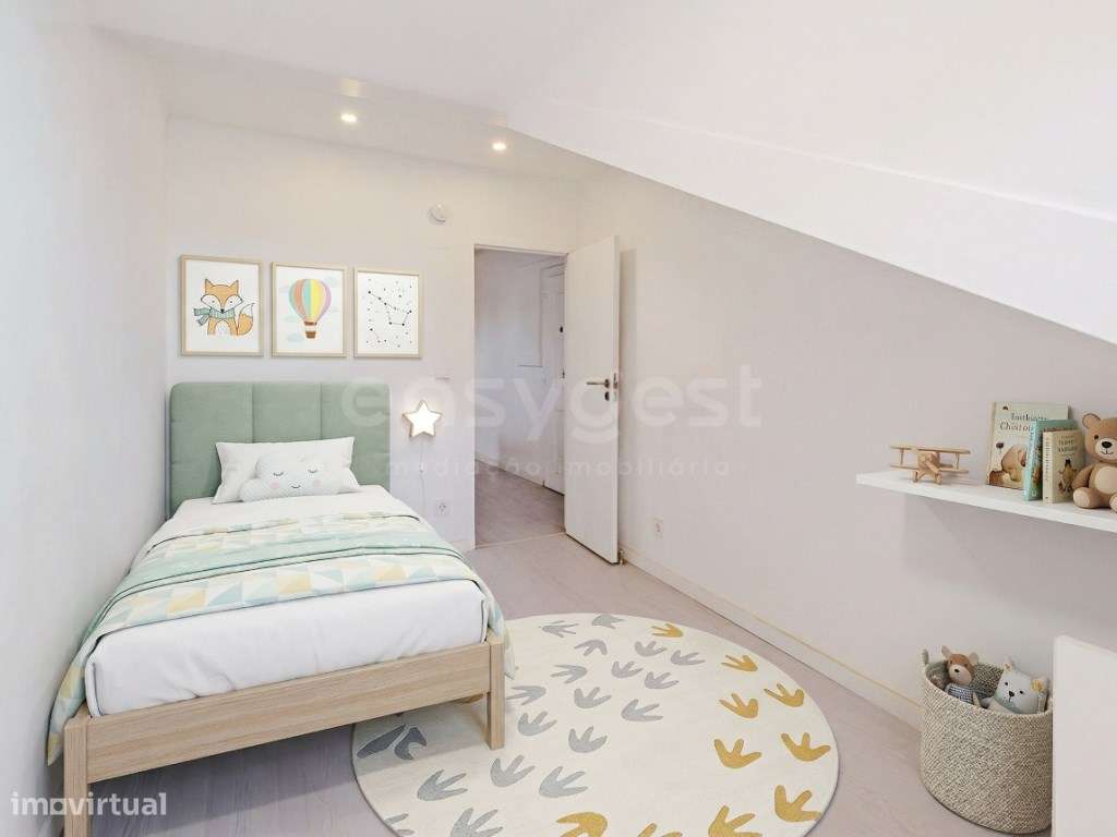 T2 remodelado no coração de Lisboa, entre o Bairro Alto e Santos-5