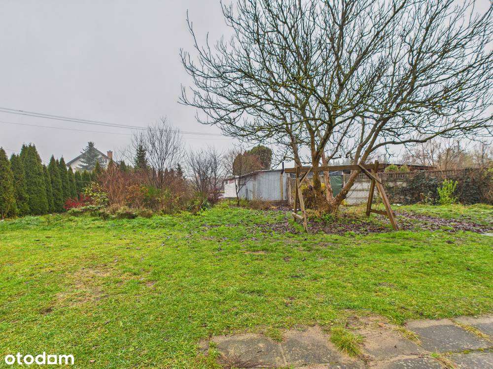 Dom jednorodzinny z pawilonem handlowym-16