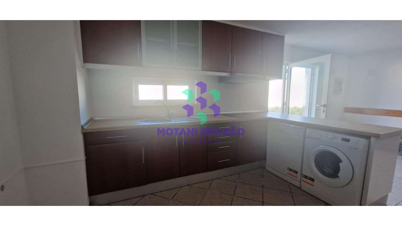 Magnífica Moradia Sesimbra c/Piscina-14